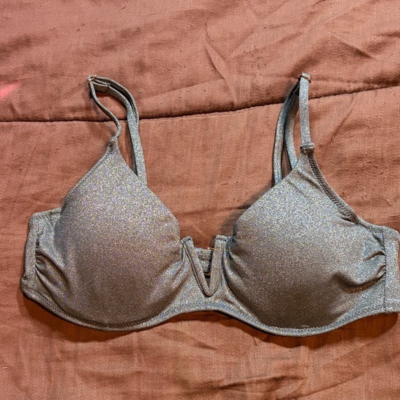 Women’s Bikini Tops.  Shade & Shore and Exhilaration Brands. - Picture 9 of 16